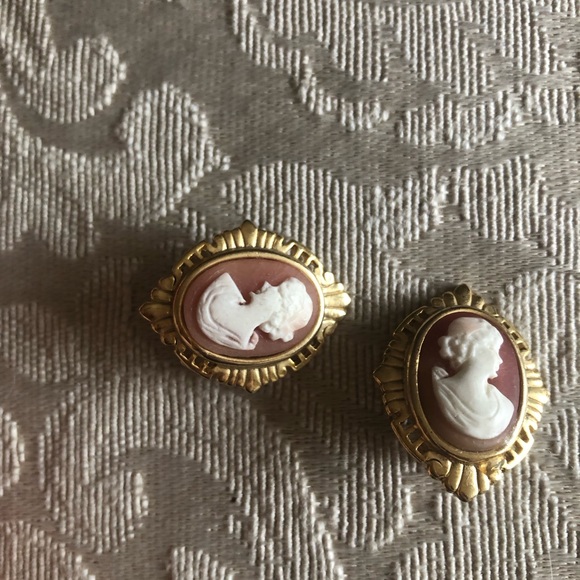 Cameo earrings. Vintage. - Picture 8 of 16